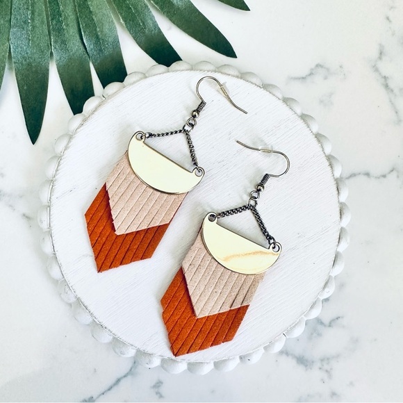Jewelry - 2/$30🌵 Rust Cream Gold Faux Suede Fringe Earrings Dangle Jewelry Bohemian NEW